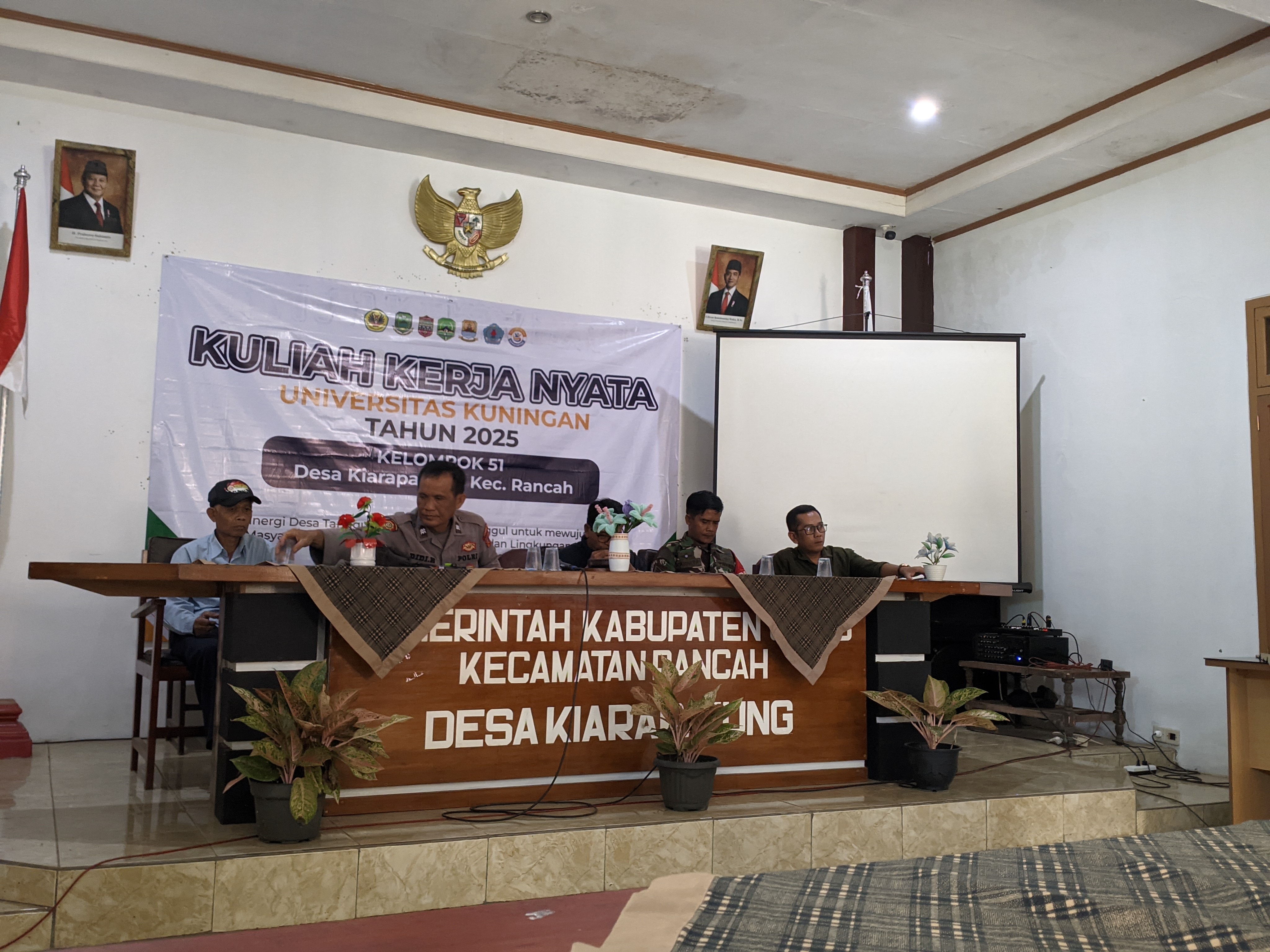 Rapat Koordinasi PHBN: Warga Kiarapayung Siap Meriahkan Hari Kemerdekaan