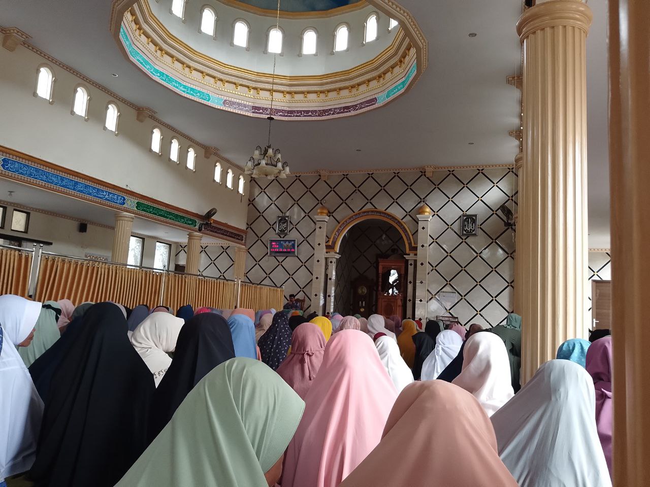 Momentum Penguatan Iman dan Harapan Bersama, Awali Bulan dengan Pengajian Rutin di Masjid Al-Istiqomah
